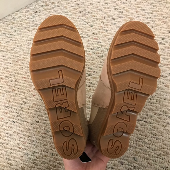 🆕 SOREL x Anthropologie cream beige wedge boots